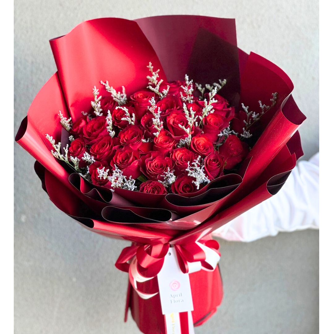 "Heartfelt" Large Bouquet Of 30 Red Roses - Valentine's collection Phuket