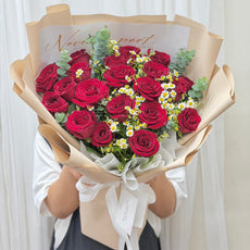 Daisy & Roses – 20 Red Roses Bouquet - Phuket